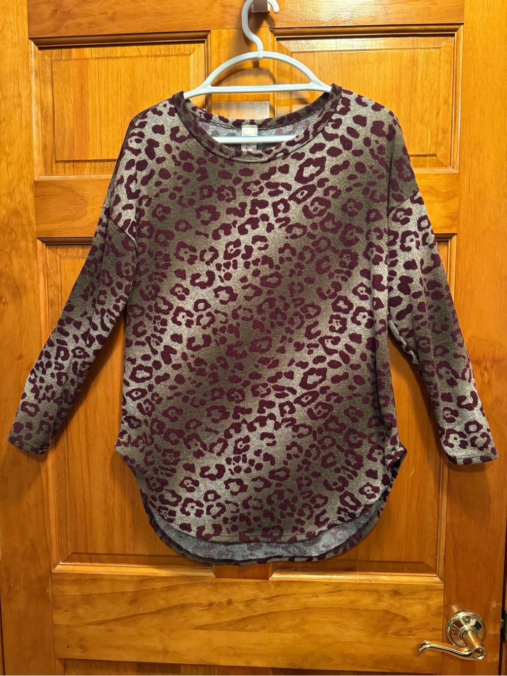 Leopard Print Burgundy Long Sleeve Pullover Top